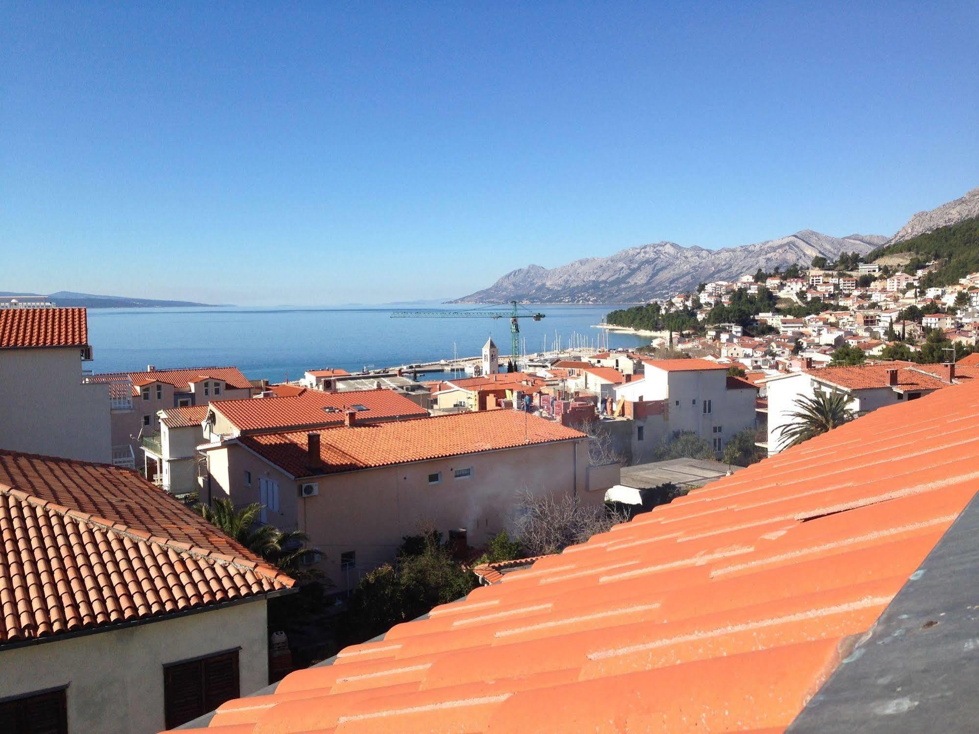 House Topic Baška Voda Buitenkant foto